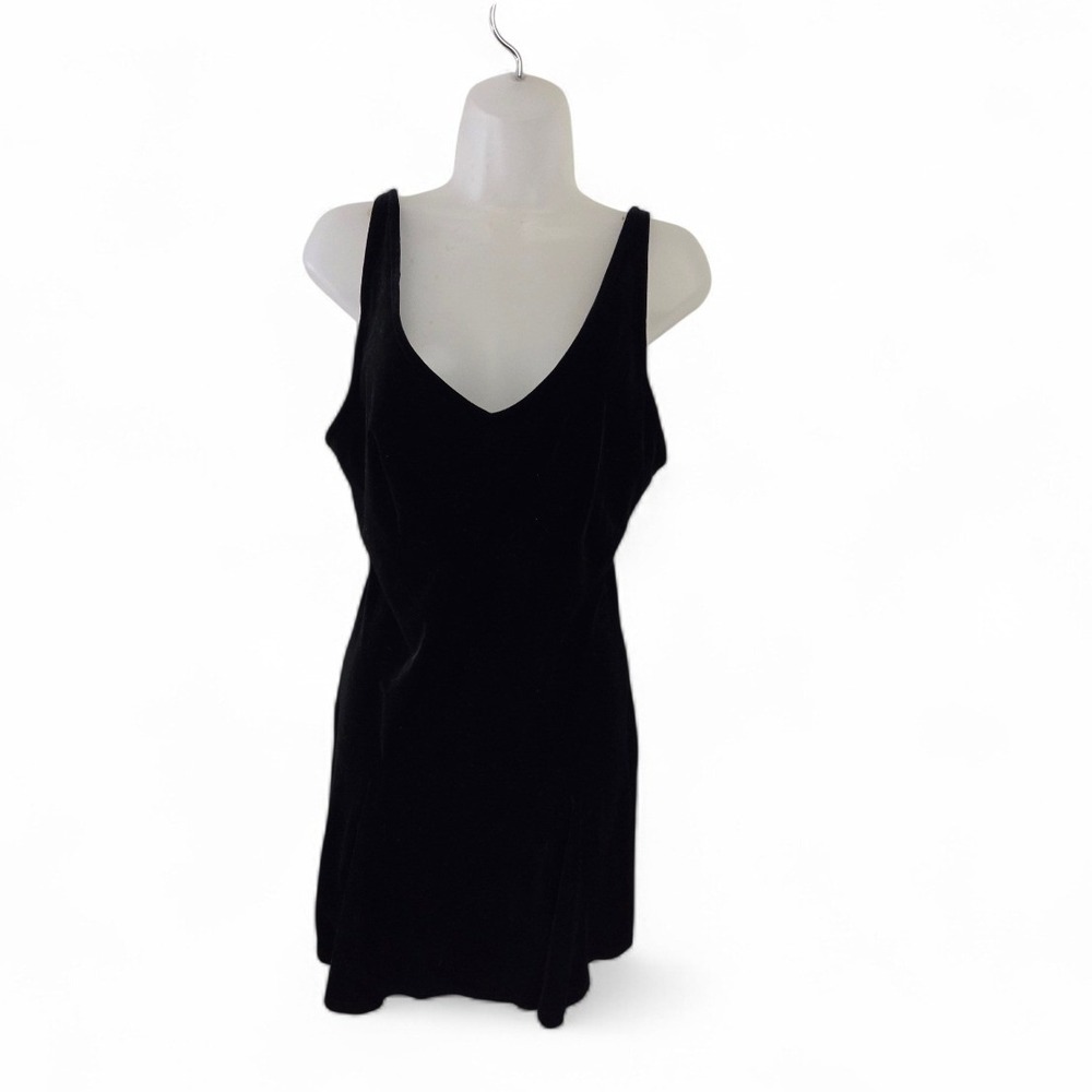 Calvin Klein Black Sleeveless V-Neck Dress Gold Buckle‎ Detail Petite 10P